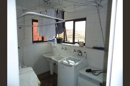 Apartamento à venda com 246m², 4 quartos e 3 vagas