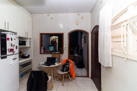 Casa à venda com 294m², 4 quartos e 4 vagas Casa à venda com 294m², 4 quartos e 4 vagasCasa 3 Cozinha