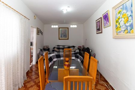 Casa à venda com 294m², 4 quartos e 4 vagas Casa à venda com 294m², 4 quartos e 4 vagasCasa 2 Sala