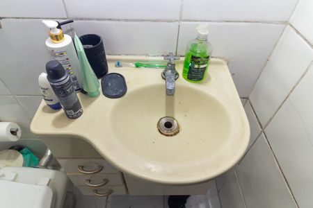 Casa à venda com 294m², 4 quartos e 4 vagas Casa à venda com 294m², 4 quartos e 4 vagasCasa 3 Banheiro 1