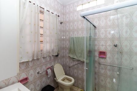 Casa à venda com 294m², 4 quartos e 4 vagas Casa à venda com 294m², 4 quartos e 4 vagasCasa 2 Banheiro