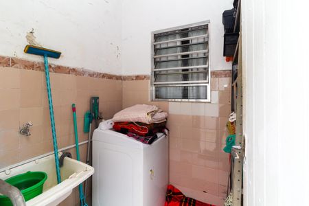 Casa à venda com 294m², 4 quartos e 4 vagas Casa à venda com 294m², 4 quartos e 4 vagasCasa 2 Área de Serviço