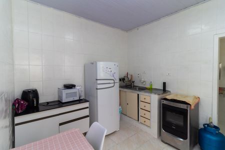 Casa à venda com 294m², 4 quartos e 4 vagas Casa à venda com 294m², 4 quartos e 4 vagasCasa 1 Cozinha
