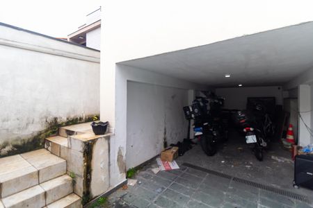 Casa à venda com 294m², 4 quartos e 4 vagas Casa à venda com 294m², 4 quartos e 4 vagasGaragem