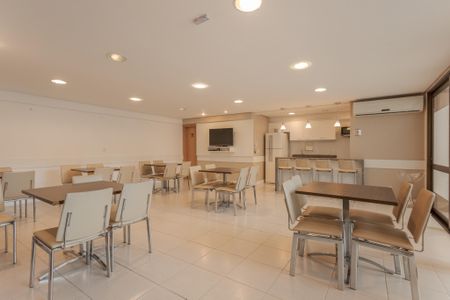 Apartamento para alugar com 80m², 2 quartos e 1 vagaÁrea comum - Salão de festas