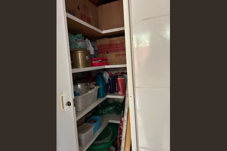 Casa de condomínio para alugar com 560m², 4 quartos e 3 vagas Casa de condomínio para alugar com 560m², 4 quartos e 3 vagasCozinha