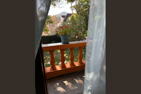 Casa de condomínio para alugar com 560m², 4 quartos e 3 vagas Casa de condomínio para alugar com 560m², 4 quartos e 3 vagasVaranda