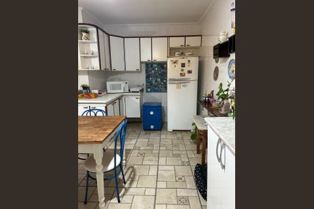 Casa de condomínio para alugar com 560m², 4 quartos e 3 vagas Casa de condomínio para alugar com 560m², 4 quartos e 3 vagasCozinha