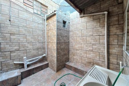 Casa para alugar com 60m², 2 quartos e 1 vaga Casa para alugar com 60m², 2 quartos e 1 vagaÁrea de Serviço