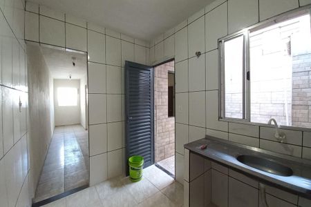 Casa para alugar com 60m², 2 quartos e 1 vaga Casa para alugar com 60m², 2 quartos e 1 vagaCozinha
