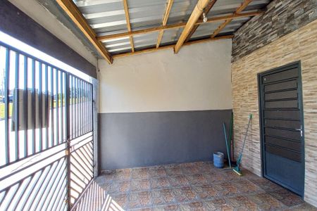 Casa para alugar com 60m², 2 quartos e 1 vaga Casa para alugar com 60m², 2 quartos e 1 vagaGaragem