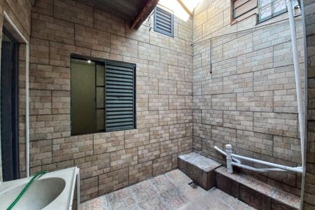 Casa para alugar com 60m², 2 quartos e 1 vaga Casa para alugar com 60m², 2 quartos e 1 vagaÁrea de Serviço