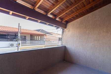Casa à venda com 260m², 3 quartos e 2 vagasSacada da suíte