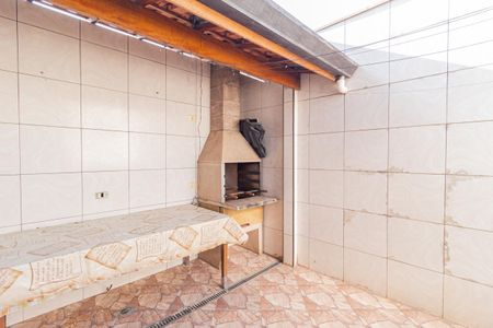 Casa à venda com 260m², 3 quartos e 2 vagasChurrasqueira