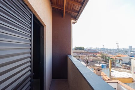 Casa à venda com 260m², 3 quartos e 2 vagasSacada do quarto 2