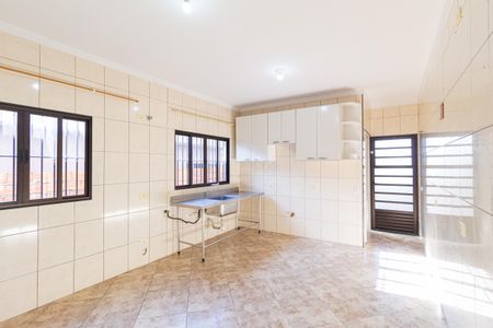 Casa à venda com 260m², 3 quartos e 2 vagasCozinha