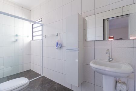 Casa à venda com 260m², 3 quartos e 2 vagasBanheiro da suíte