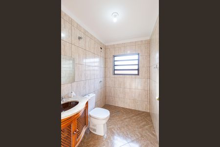 Casa à venda com 260m², 3 quartos e 2 vagasBanheiro 2