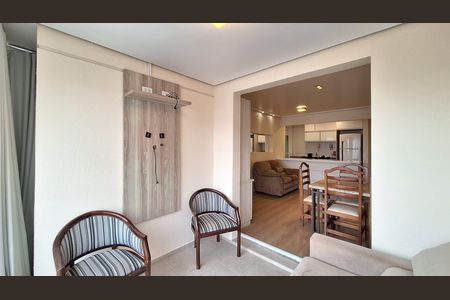 Apartamento para alugar com 70m², 2 quartos e 1 vaga Apartamento para alugar com 70m², 2 quartos e 1 vagaVaranda