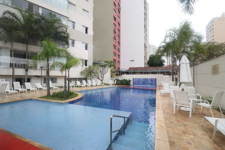 Apartamento para alugar com 70m², 2 quartos e 1 vagaÁrea comum - Piscina
