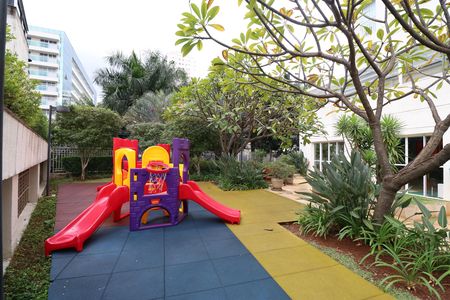 Apartamento para alugar com 70m², 2 quartos e 1 vagaÁrea comum - Playground