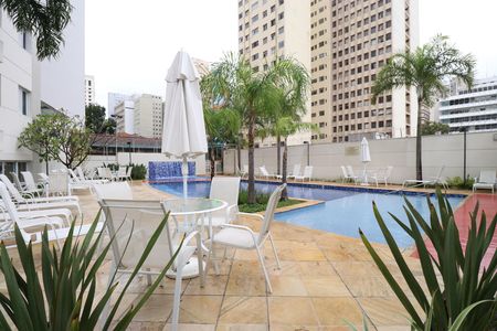 Apartamento para alugar com 70m², 2 quartos e 1 vagaÁrea comum - Piscina