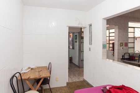Casa à venda com 450m², 3 quartos e 2 vagasCasa 1 - Quarto 2