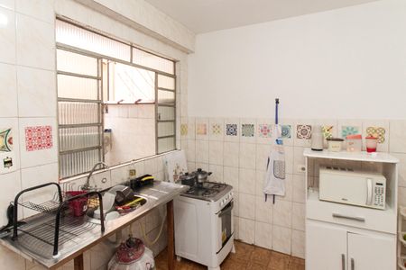 Casa à venda com 450m², 3 quartos e 2 vagasCasa 1 - Cozinha e Área de Serviço