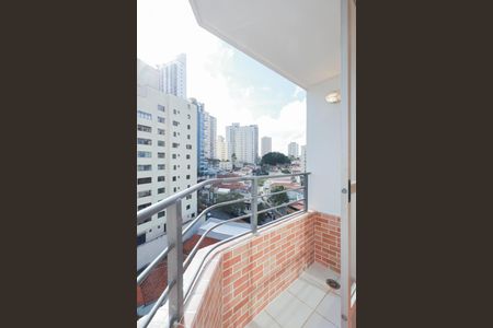 Apartamento para alugar com 90m², 2 quartos e 1 vagaVaranda