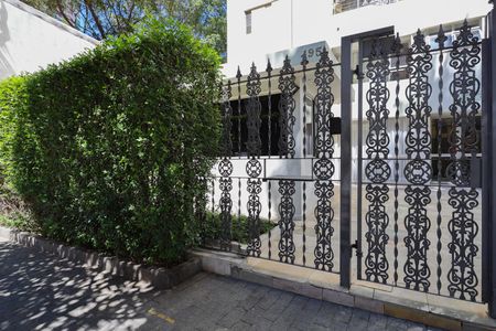 Apartamento para alugar com 90m², 2 quartos e 1 vagaFachada do condomínio