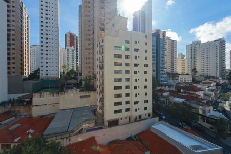 Apartamento para alugar com 90m², 2 quartos e 1 vagaVista do Quarto 2