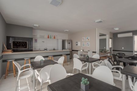 Apartamento à venda com 44m², 2 quartos e 1 vaga Apartamento à venda com 44m², 2 quartos e 1 vagaÁrea comum - Salão de festas