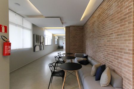 Apartamento à venda com 64m², 2 quartos e 1 vaga Apartamento à venda com 64m², 2 quartos e 1 vagaÁrea comum - Salão de festas 02