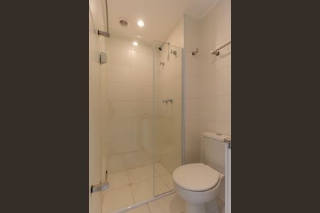 Apartamento à venda com 64m², 2 quartos e 1 vaga Apartamento à venda com 64m², 2 quartos e 1 vagaBanheiro da Suíte