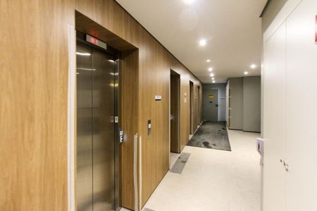 Apartamento à venda com 64m², 2 quartos e 1 vaga Apartamento à venda com 64m², 2 quartos e 1 vagaÁrea comum