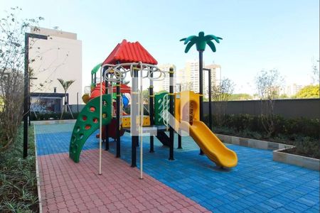 Apartamento à venda com 64m², 2 quartos e 1 vaga Apartamento à venda com 64m², 2 quartos e 1 vagaÁrea comum - Playground