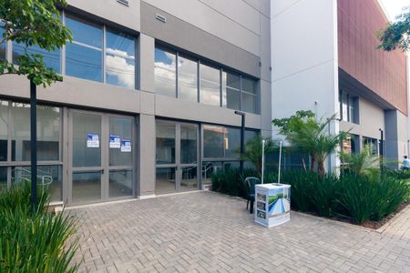 Apartamento à venda com 64m², 2 quartos e 1 vaga Apartamento à venda com 64m², 2 quartos e 1 vagaFachada