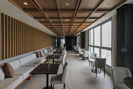 Apartamento à venda com 64m², 2 quartos e 1 vaga Apartamento à venda com 64m², 2 quartos e 1 vagaÁrea comum - Salão de festas