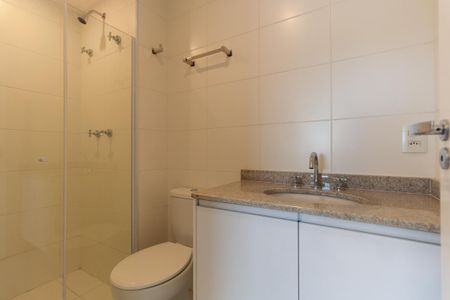 Apartamento à venda com 64m², 2 quartos e 1 vaga Apartamento à venda com 64m², 2 quartos e 1 vagaBanheiro da Suíte
