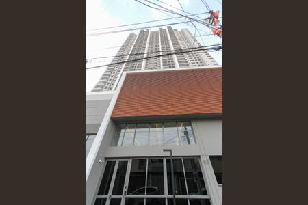 Apartamento à venda com 64m², 2 quartos e 1 vaga Apartamento à venda com 64m², 2 quartos e 1 vagaFachada