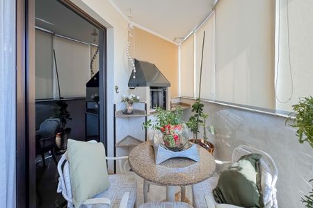 Apartamento à venda com 81m², 2 quartos e 1 vaga Apartamento à venda com 81m², 2 quartos e 1 vagaVaranda gourmet