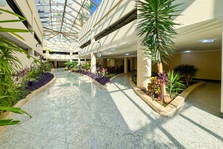 Apartamento à venda com 81m², 2 quartos e 1 vaga Apartamento à venda com 81m², 2 quartos e 1 vagaHall de entrada