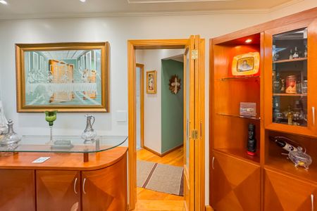 Apartamento à venda com 81m², 2 quartos e 1 vaga Apartamento à venda com 81m², 2 quartos e 1 vagaCorredor