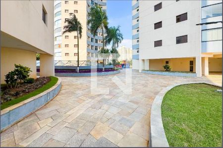 Apartamento à venda com 81m², 2 quartos e 1 vaga Apartamento à venda com 81m², 2 quartos e 1 vagaÁrea comum