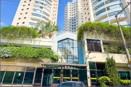 Apartamento à venda com 81m², 2 quartos e 1 vaga Apartamento à venda com 81m², 2 quartos e 1 vagaFachada