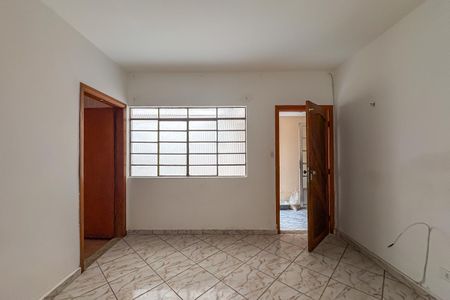Casa para alugar com 156m², 3 quartos e 2 vagas Casa para alugar com 156m², 3 quartos e 2 vagasSala