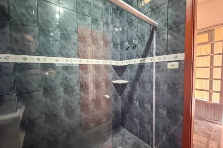 Casa para alugar com 156m², 3 quartos e 2 vagas Casa para alugar com 156m², 3 quartos e 2 vagasBanheiro