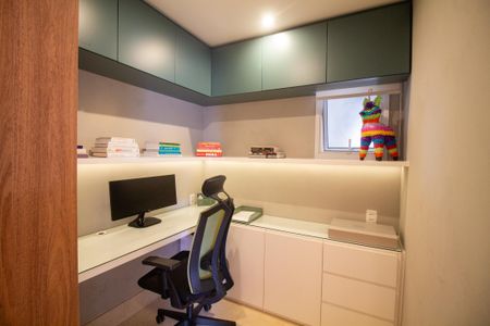 Apartamento à venda com 145m², 3 quartos e 2 vagasEscritório