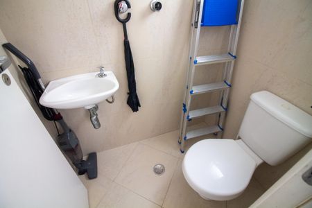 Apartamento à venda com 145m², 3 quartos e 2 vagasBanheiro de Serviço