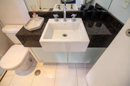 Apartamento à venda com 145m², 3 quartos e 2 vagasBanheiro da Suíte 2